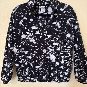 Black and White Fleece Pullover